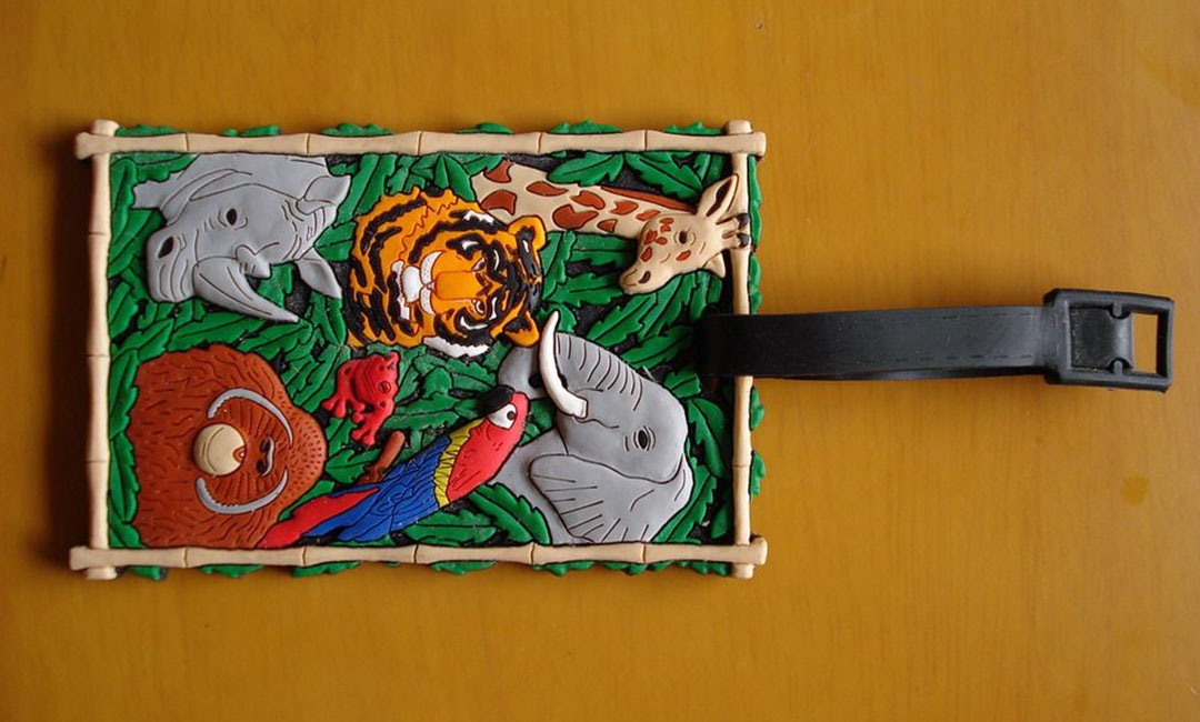 阳江博尼箱包CMS网站开发案例